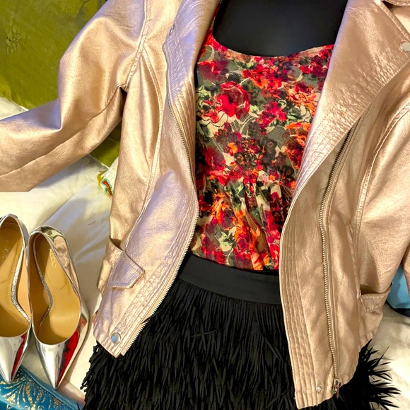 ❤️BARBIE LOOK Metallic Rose Gold Biker Jacket! - Picture 5 of 13